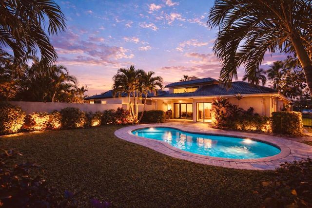 9044 Villa Portofino Circle, Boca Raton, FL 33496