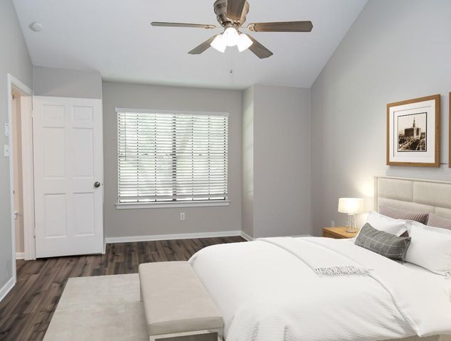 2118 Waterfall Drive, Missouri City, TX 77489