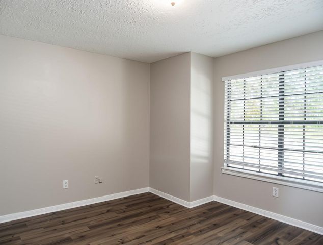 2118 Waterfall Drive, Missouri City, TX 77489