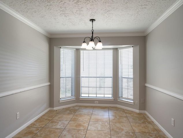 2118 Waterfall Drive, Missouri City, TX 77489