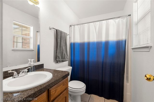 1105 Taos Drive, Van Buren, AR 72956