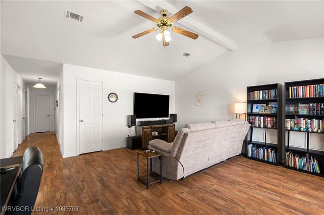 1105 Taos Drive, Van Buren, AR 72956