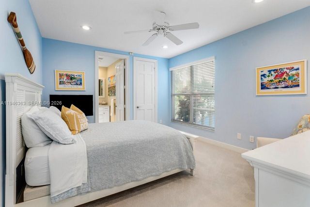 102 Xanadu Pl, Jupiter, FL 33477