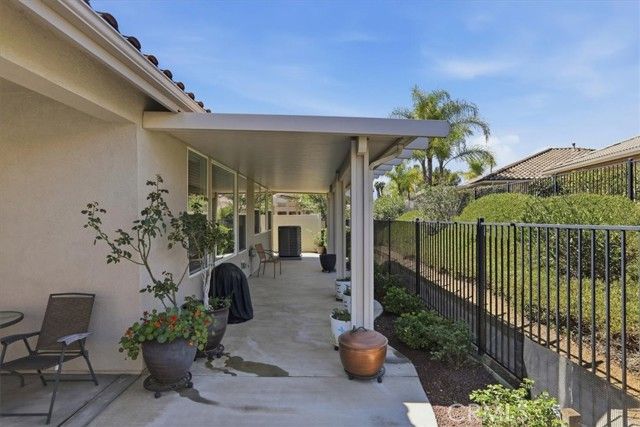 28747 Fall Creek Court, Menifee, CA 92584