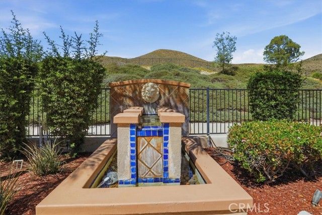 28747 Fall Creek Court, Menifee, CA 92584