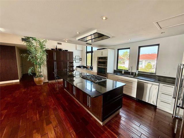 1257 TREE BAY LANE, Sarasota, FL 34242