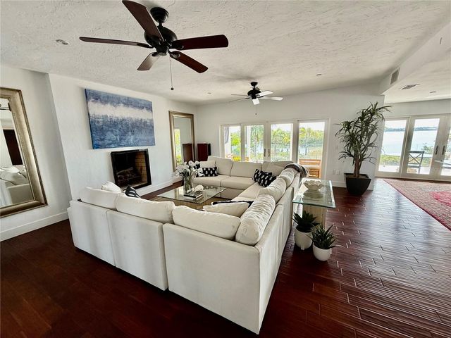 1257 TREE BAY LANE, Sarasota, FL 34242