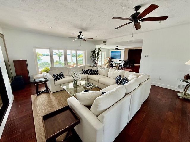 1257 TREE BAY LANE, Sarasota, FL 34242