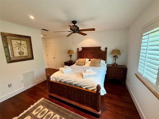 1257 TREE BAY LANE, Sarasota, FL 34242