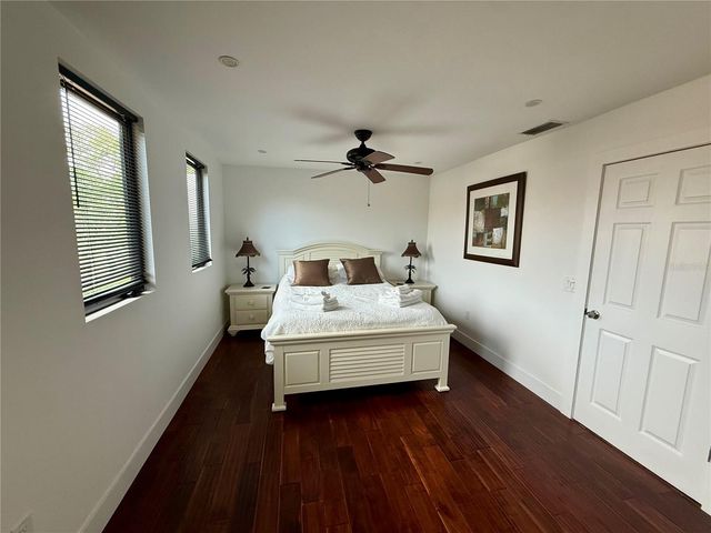 1257 TREE BAY LANE, Sarasota, FL 34242