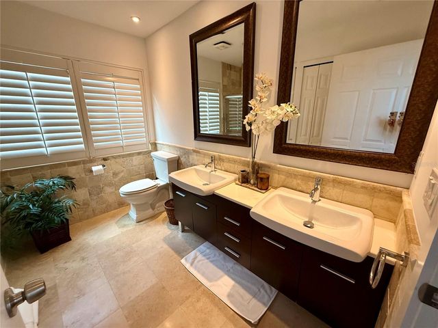 1257 TREE BAY LANE, Sarasota, FL 34242