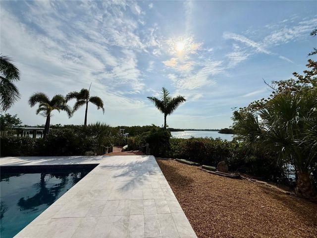 1257 TREE BAY LANE, Sarasota, FL 34242