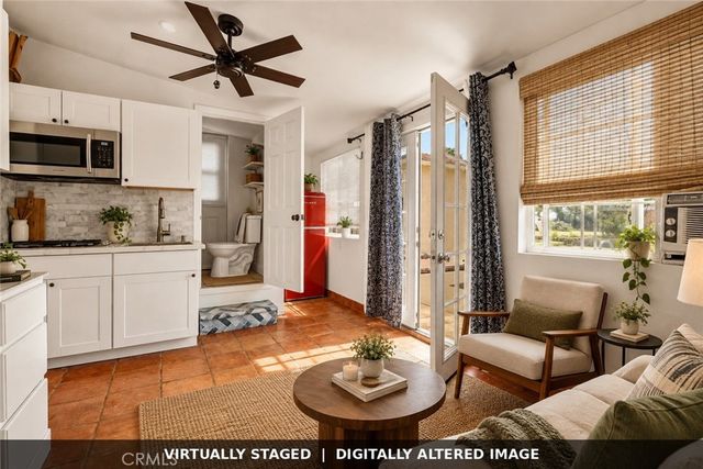 7832 Hillrose, Sunland, CA 91040