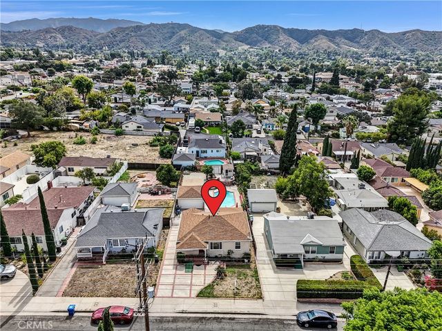 7832 Hillrose, Sunland, CA 91040
