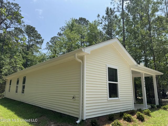 7068 Walthall Street, Bay Saint Louis, MS 39520
