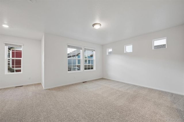 17957 E 103rd Avenue, Commerce City, CO 80022
