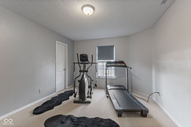 797 Hickory Pine Drive, New Whiteland, IN 46184