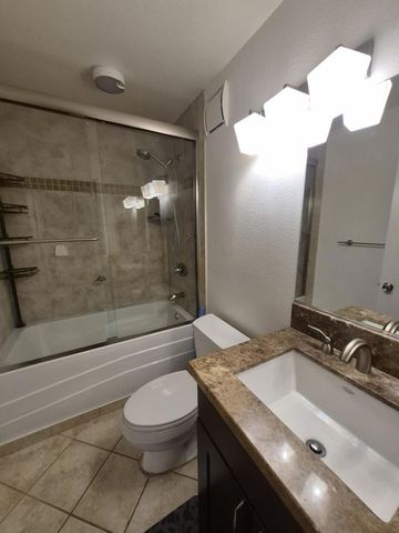 600 W 9th Street 207, Los Angeles, CA 90015