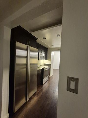 600 W 9th Street 207, Los Angeles, CA 90015