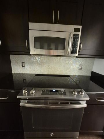 600 W 9th Street 207, Los Angeles, CA 90015