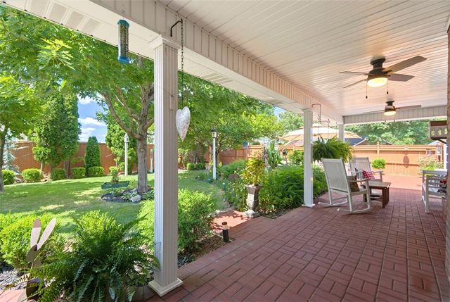 600 Baylor Street, Bentonville, AR 72712