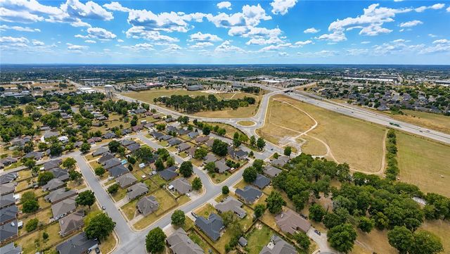 600 Baylor Street, Bentonville, AR 72712