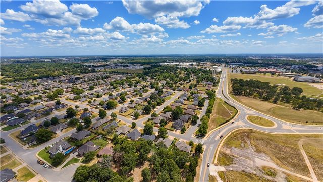 600 Baylor Street, Bentonville, AR 72712