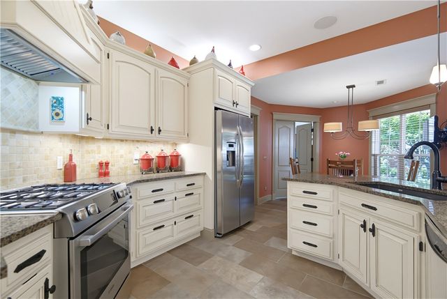 600 Baylor Street, Bentonville, AR 72712