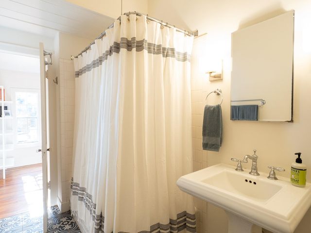 1609 Nickerson ST, Austin, TX 78704