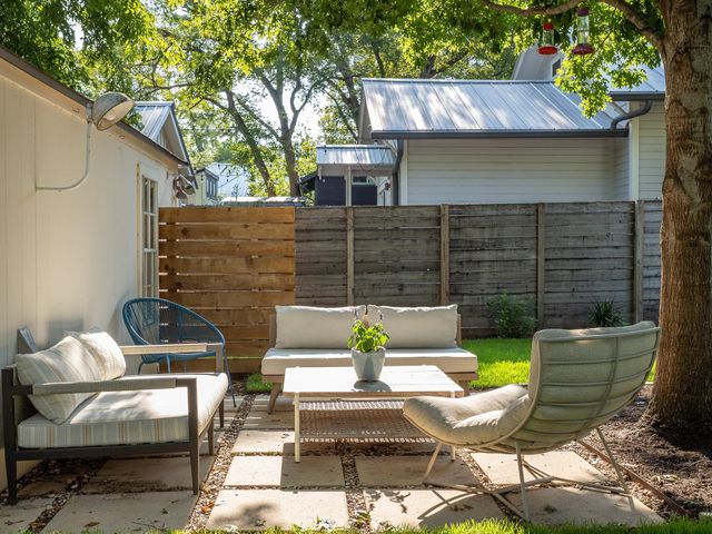 1609 Nickerson ST, Austin, TX 78704