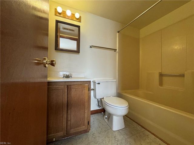 1301 Hampton Blvd Apt 202, Norfolk, VA 23517