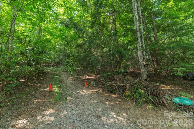 99999 Claru Ridge, Fletcher, NC 28732