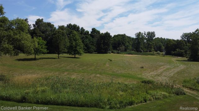 3975 Hagerman Road, Addison Township, MI 48367