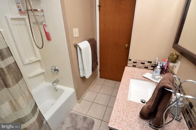 207 PHILLIPS AVE, Magnolia, NJ 08049