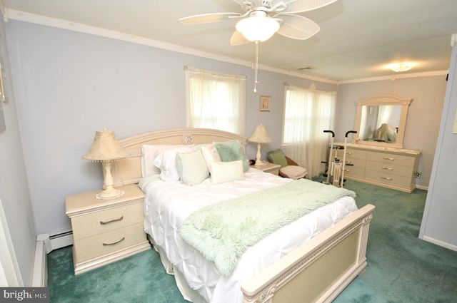 207 PHILLIPS AVE, Magnolia, NJ 08049