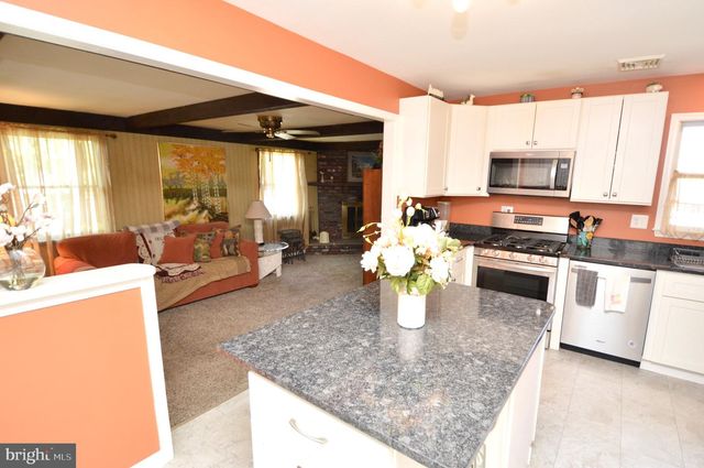 207 PHILLIPS AVE, Magnolia, NJ 08049