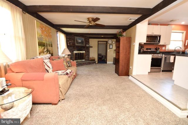 207 PHILLIPS AVE, Magnolia, NJ 08049