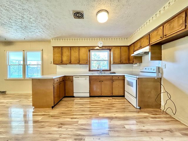 223 Apache Trail, Somerset, KY 42501