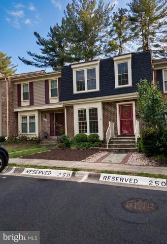 10067 MAPLE LEAF DR, Montgomery Village, MD 20886