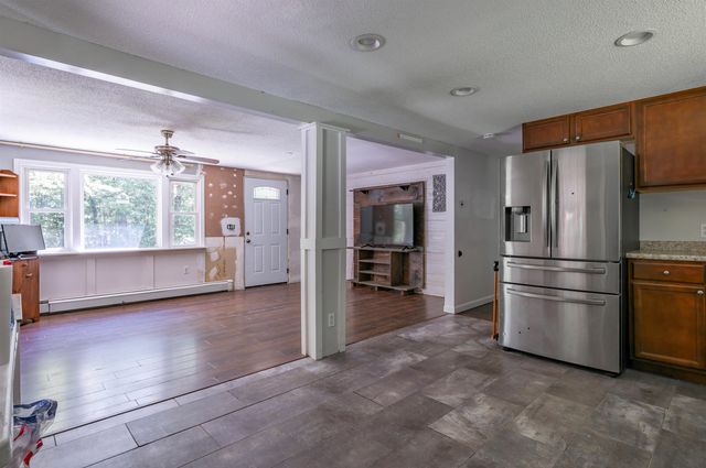 215 Fox Farm Road, New Ipswich, NH 03071