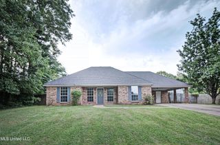 229 Pinehurst Circle, Hazlehurst, MS 39083