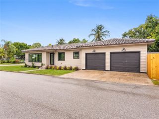 801 S Palmway, Lake Worth, FL 33460