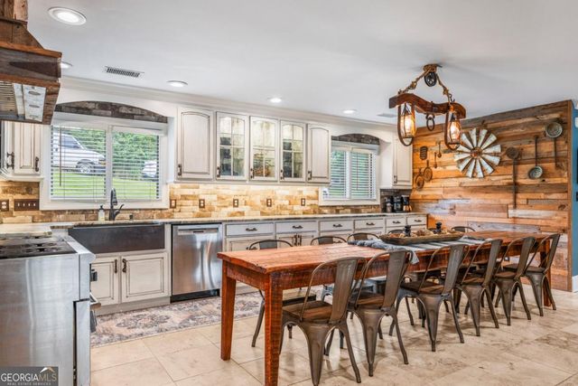 7126 Lullwater Drive, Columbus, GA 31904