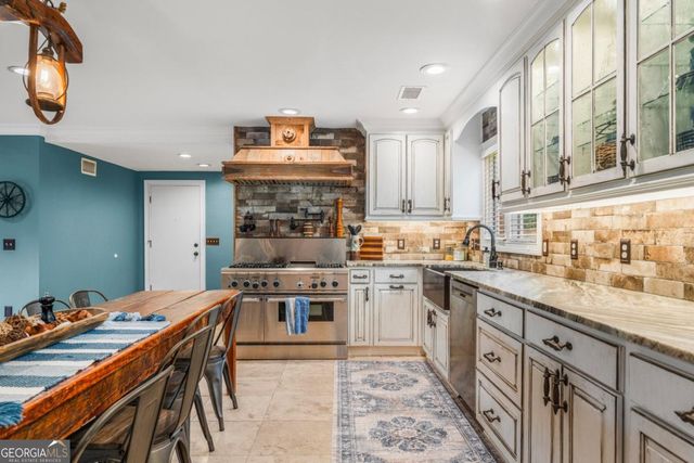 7126 Lullwater Drive, Columbus, GA 31904