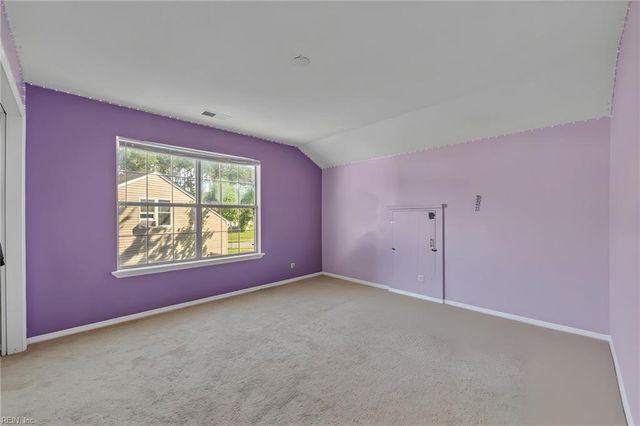 215 Wye Oak WAY, Chesapeake, VA 23323