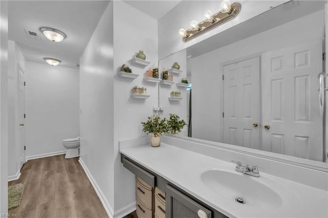 215 Wye Oak WAY, Chesapeake, VA 23323