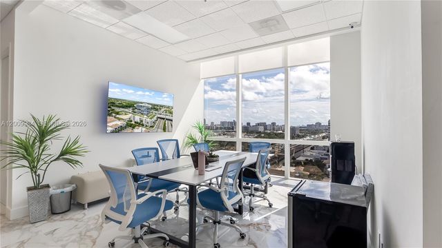 20200 W Dixie Hwy 1208 Highway, Miami, FL 33180