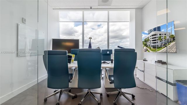 20200 W Dixie Hwy 1208 Highway, Miami, FL 33180