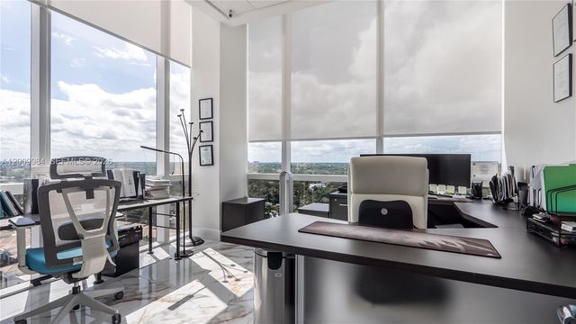 20200 W Dixie Hwy 1208 Highway, Miami, FL 33180