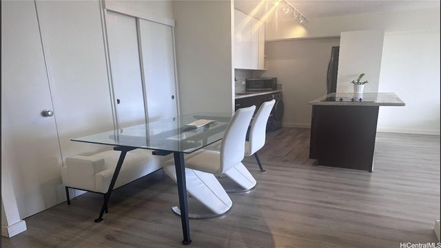 2333 Kapiolani Boulevard 2609, Honolulu, HI 96826